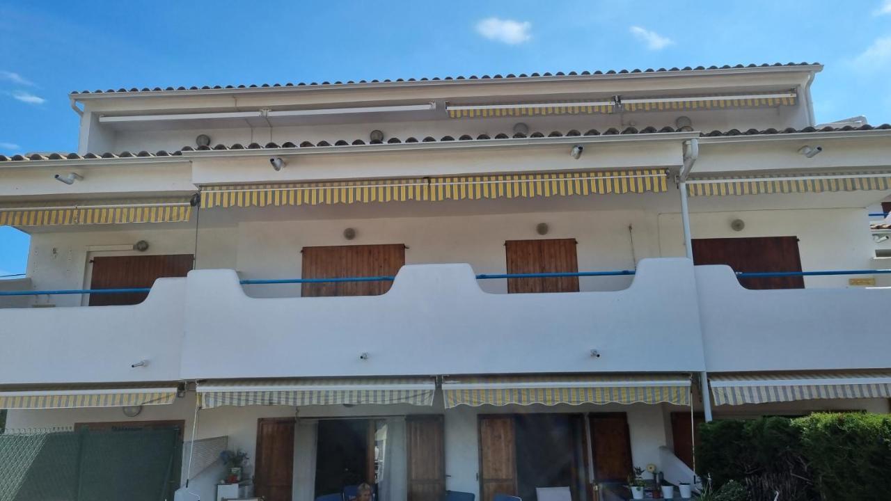 Apartamento Familiar Con Piscina Y Wifi L'Escala Exterior photo