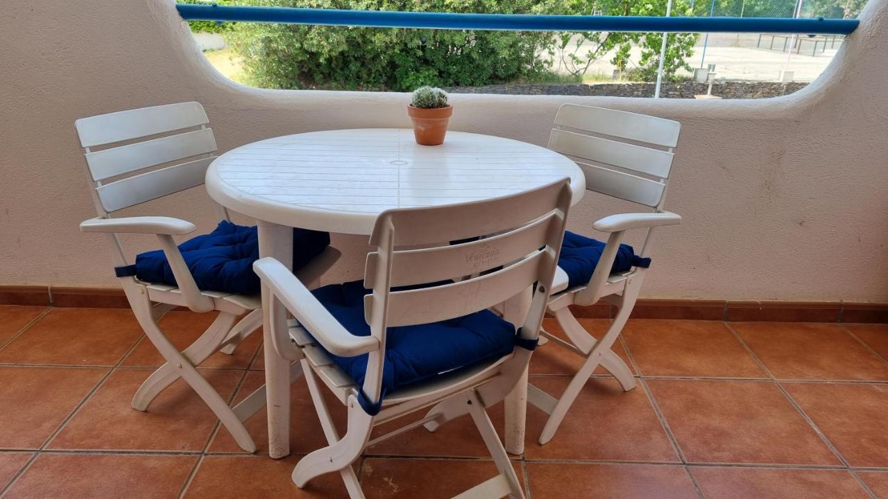 Apartamento Familiar Con Piscina Y Wifi L'Escala Exterior photo